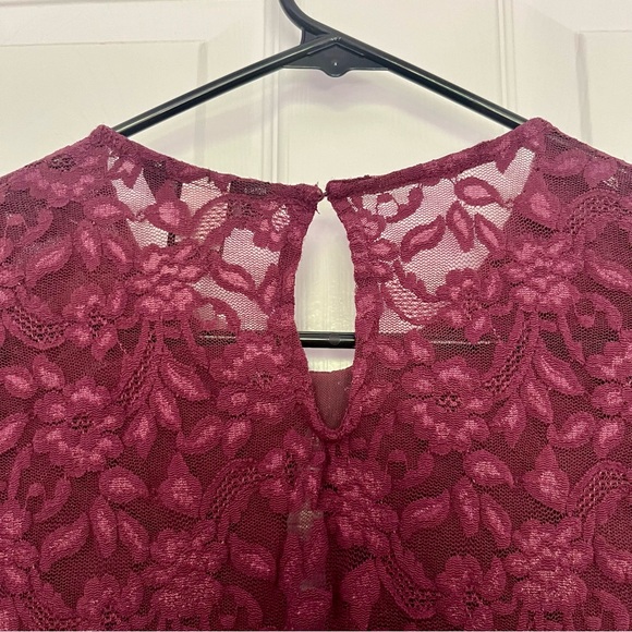 Y2K Moda International Lace Peplum top - Picture 4 of 4